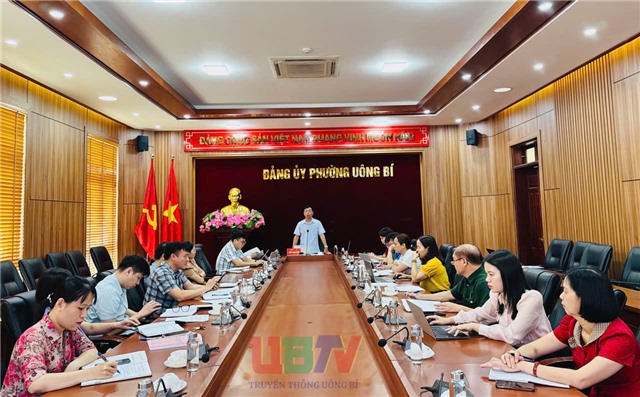 Giao ban các cơ quan chuyên trách tham mưu, Trung tâm Chính trị, MTTQ và các đoàn thể phường Uông Bí quý III/2025