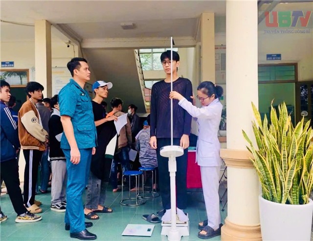 Uông Bí hoàn thành sơ tuyển nghĩa vụ quân sự trong tuyển chọn và gọi công dân nhập ngũ năm 2026