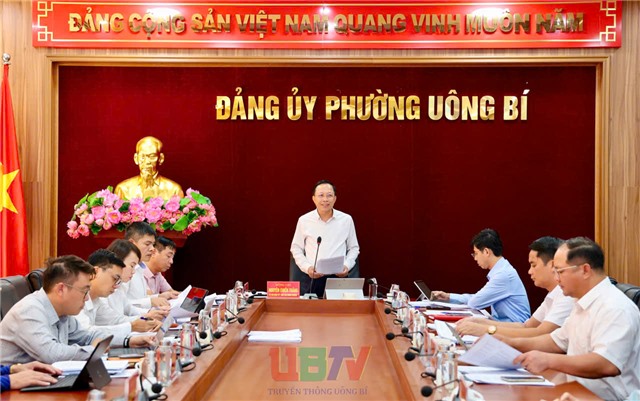 Hội nghị giao ban Thường trực Đảng uỷ và Hội nghị Ban Thường vụ Đảng ủy phường Uông Bí tháng 10 năm 2025