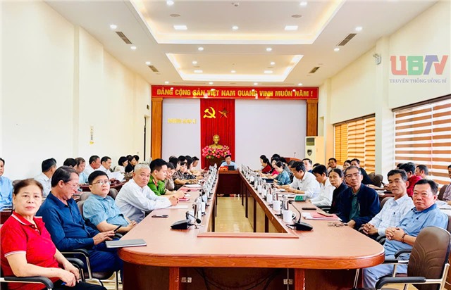 Uông Bí tham gia hội nghị tập huấn trực tuyến toàn quốc về ứng dụng “Sổ tay đảng viên điện tử”