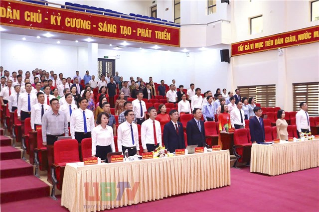 Kỳ họp thứ 4 (kỳ họp chuyên đề) HĐND phường Uông Bí khóa I, nhiệm kỳ 2021-2026 thành công tốt đẹp