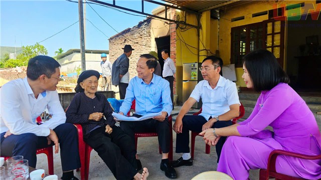 Kiểm tra tiến độ xây dựng nhà ở cho Mẹ VNAH Hoàng Thị Nghi: quyết tâm hoàn thành trước Tết Dương lịch 2026