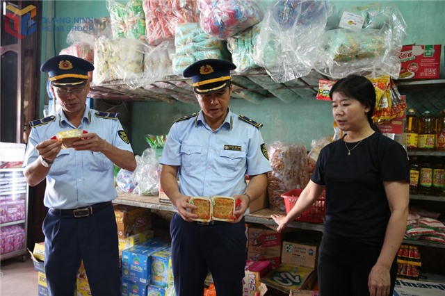 Siết chặt quản lý an toàn thực phẩm dịp cuối năm