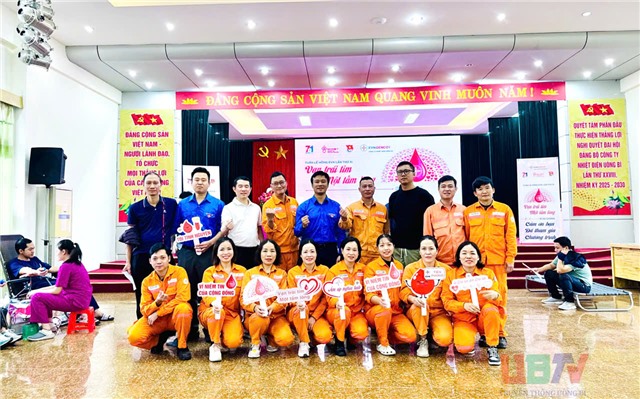 130 CBCNV Công ty Nhiệt điện Uông Bí tham gia hiến máu nhân đạo