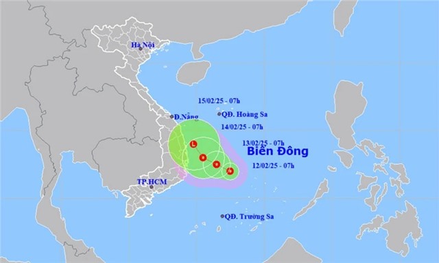 Áp thấp nhiệt đới giật cấp 8 trên Biển Đông