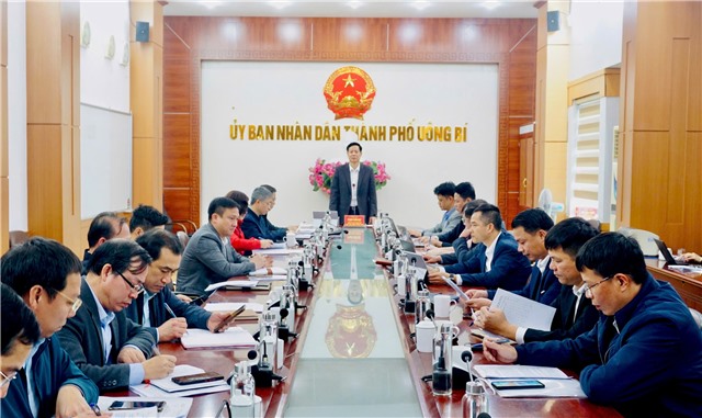 Họp Ban chỉ đạo thu ngân sách thành phố và nghe kế hoạch giải ngân vốn đầu tư công năm 2025