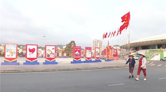 Phát động cuộc thi sáng tác tranh cổ động và biểu trưng tuyên truyền chào mừng đại hội Đảng