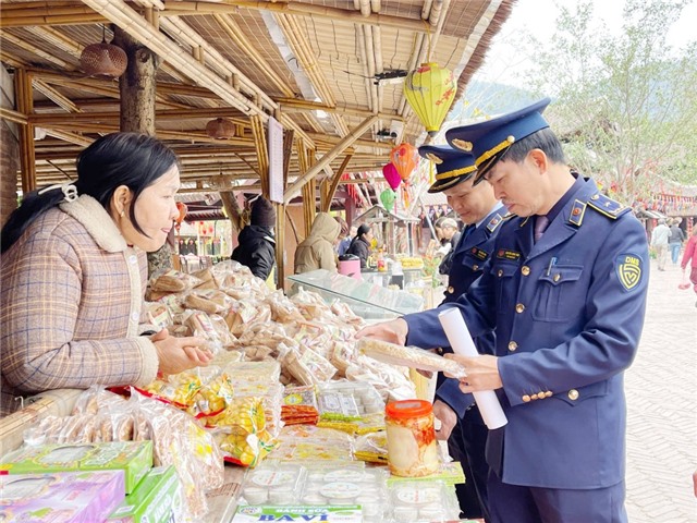 Uông Bí: Đảm bảo quyền lợi người tiêu dùng dịp lễ hội