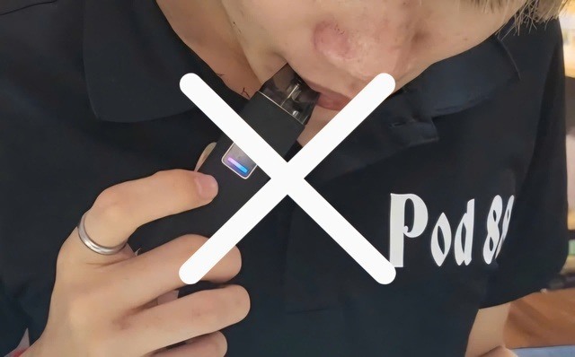 Cấm thuốc lá điện tử từ năm 2025: Người dùng có bị xử phạt?