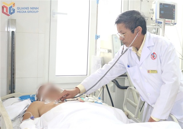 Người thầy thuốc hết lòng vì sức khỏe nhân dân