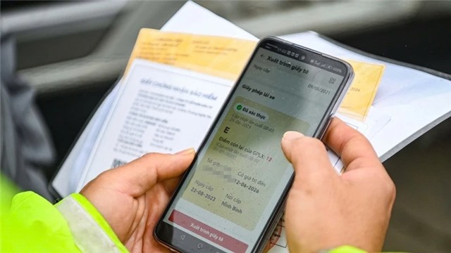 Chuyển đổi trang thông tin điện tử cung cấp dịch vụ công cấp, đổi giấy phép lái xe