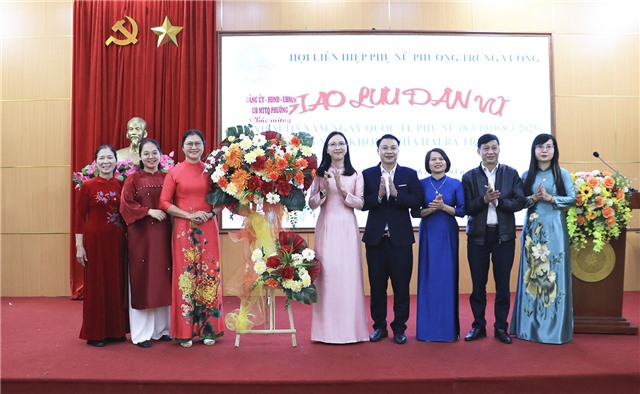 Hội LHPN phường Trưng Vương kỷ niệm 115 ngày Quốc tế Phụ nữ 8/3, 1985 năm khởi nghĩa Hai Bà Trưng 