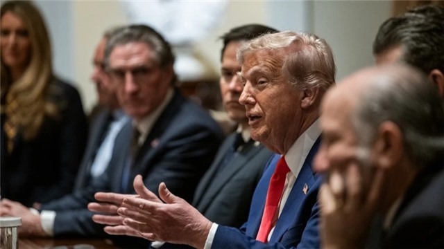 Tổng thống Mỹ làm rõ mức thuế đối với hàng Trung Quốc là 145%