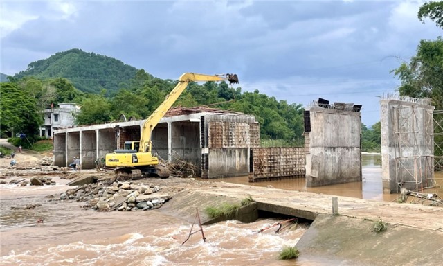 Nâng cao năng lực ứng phó với thiên tai, bão lũ, sạt lở