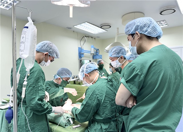 Bệnh viện Việt Nam - Thụy Điển Uông Bí thực hiện thành công ca ghép thận thứ 3