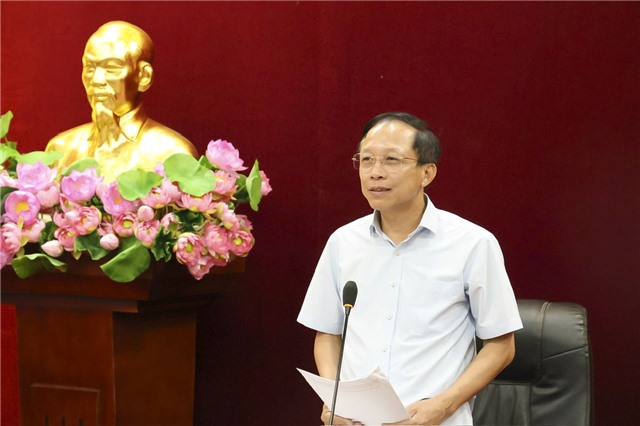 Hội nghị nghe và cho ý kiến vào Dự thảo Báo cáo chính trị Đại hội Đảng bộ phường Vàng Danh, nhiệm kỳ 2025-2030