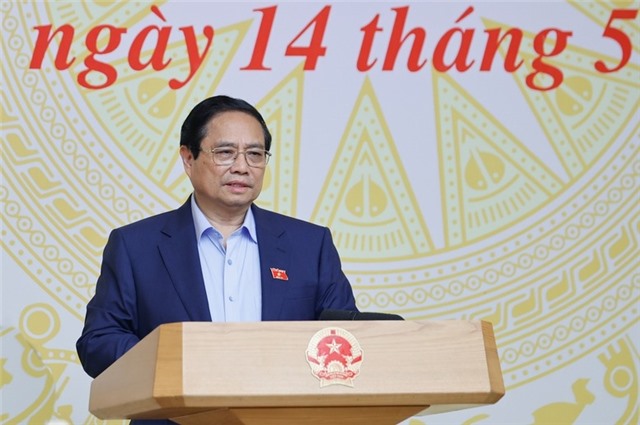 Thủ tướng: Lập tổ công tác đặc biệt, mở đợt cao điểm truy quét buôn lậu, hàng giả