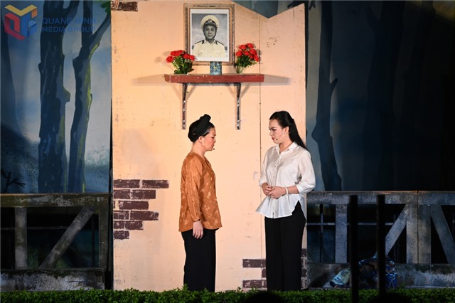 Nhà hát Chèo Quân đội: Biểu diễn phục vụ cán bộ, chiến sĩ LLVT Quảng Ninh