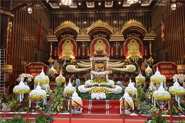 Gấp rút chuẩn bị cung rước Xá lợi Đức Phật về an vị tại Cung Trúc Lâm Yên Tử