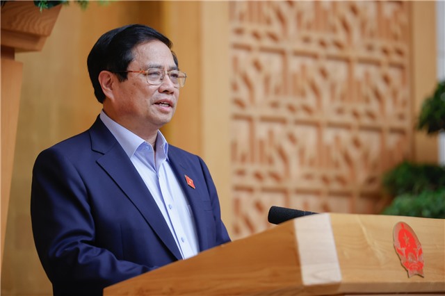 Thủ tướng: Khẩn trương bố trí đủ kinh phí, chi trả cho người nghỉ việc 'càng sớm càng tốt'