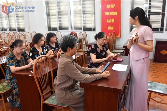 Ứng dụng mạng xã hội trong giữ gìn an ninh cơ sở