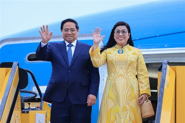 Thủ tướng Phạm Minh Chính và Phu nhân tới Stockholm bắt đầu thăm chính thức Thuỵ Điển