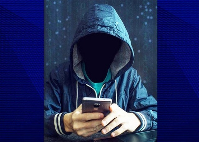 Người phụ nữ bị mất hơn 500 triệu vì tin nhắn có hình ảnh con gái