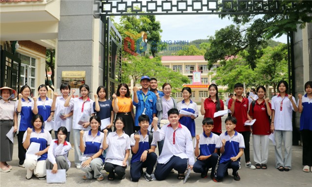 Công bố điểm chuẩn sơ bộ vào lớp 10 THPT năm học 2025-2026