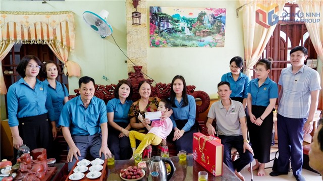 Đồng hành cùng con em thợ mỏ