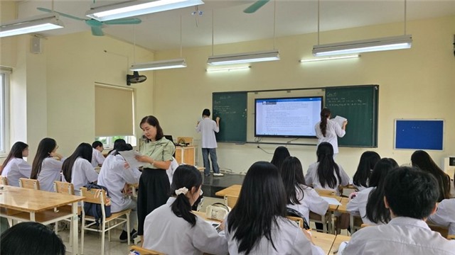 Chính thức thông qua Luật Nhà giáo: Xác lập vị thế, nâng tầm chính sách cho đội ngũ thầy cô giáo