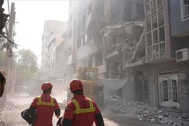 Khẩn trương triển khai công tác bảo hộ công dân ở Trung Đông