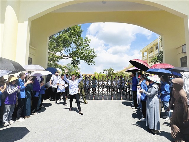 Kết thúc môn thi đầu tiên kỳ thi tốt nghiệp THPT năm 2025