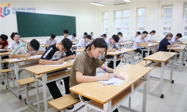 Kỳ thi tốt nghiệp THPT năm 2025: Hơn 19.900 sĩ tử Quảng Ninh chính thức bước vào Kỳ thi tốt nghiệp THPT