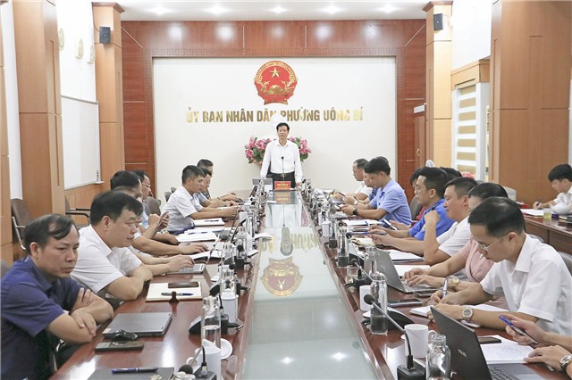 Hội nghị giao ban thường kỳ UBND thành phố