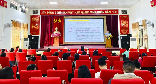 Phường Phương Đông phối hợp tuyên truyền kiến thức nhận biết đấu tranh phòng, chống buôn lậu, gian lận thương mại, hàng giả