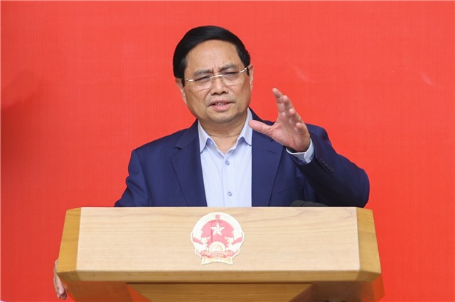 Thủ tướng: Xác định mục tiêu tăng trưởng 2 con số, phát triển nhanh, xanh, bền vững