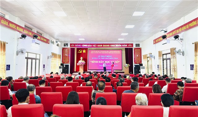 Phường Phương Đông phối hợp phát động phong trào “Bình dân học vụ số”