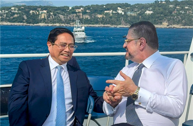 Tổng thống Costa Rica ngưỡng mộ sâu sắc và muốn tăng cường hợp tác với Việt Nam