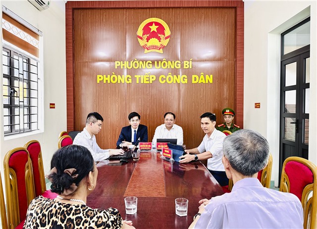 Phường Uông Bí tổ chức buổi tiếp công dân định kỳ trong ngày đầu tiên đi vào hoạt động