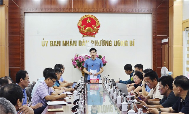 Phường Uông Bí khẩn trương họp triển khai phương án ứng phó bão số 3