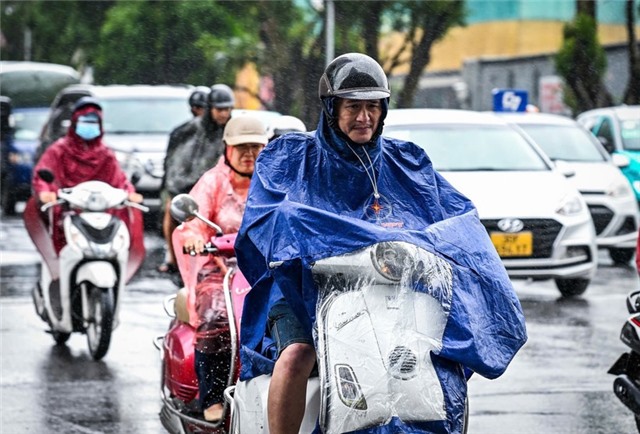 Thời tiết ngày 23/7: Sau bão số 3, cả nước mưa dông, Bắc Bộ tiếp tục mưa lớn