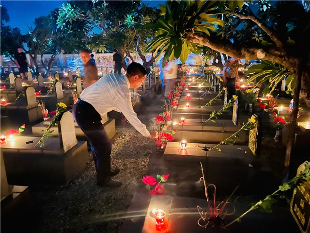 Lễ thắp nến tri ân các anh hùng liệt sỹ nhân kỷ niệm 78 năm ngày thương binh liệt sỹ 