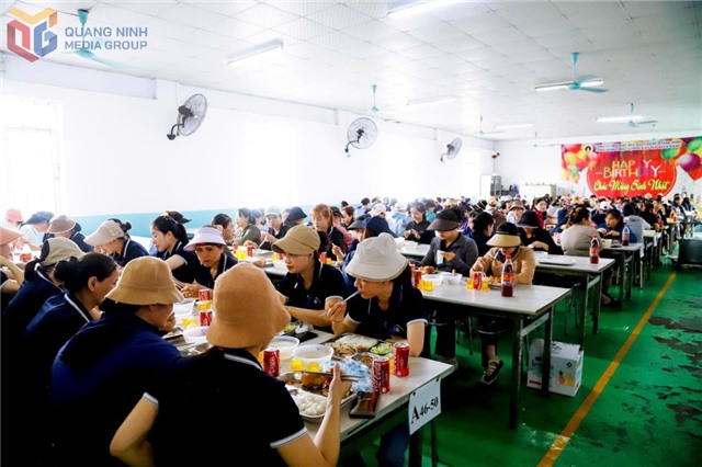 Chăm lo cho người lao động bằng những việc làm thiết thực