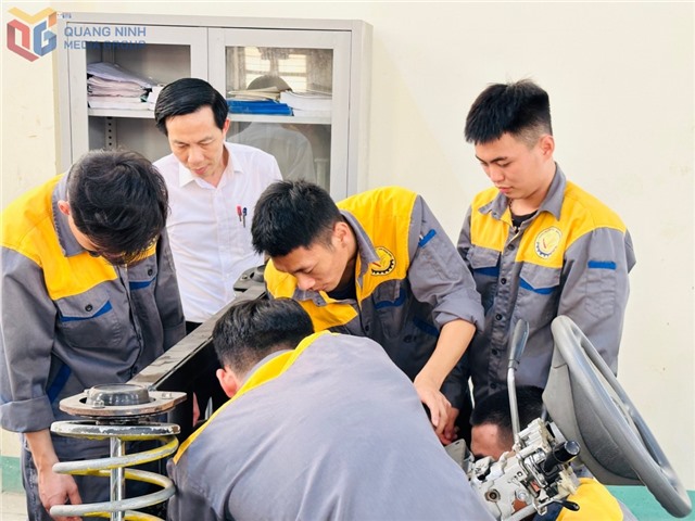 Quan tâm phát triển nguồn nhân lực chất lượng cao