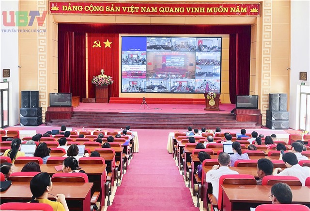 Hội nghị báo cáo viên cấp tỉnh tháng 7
