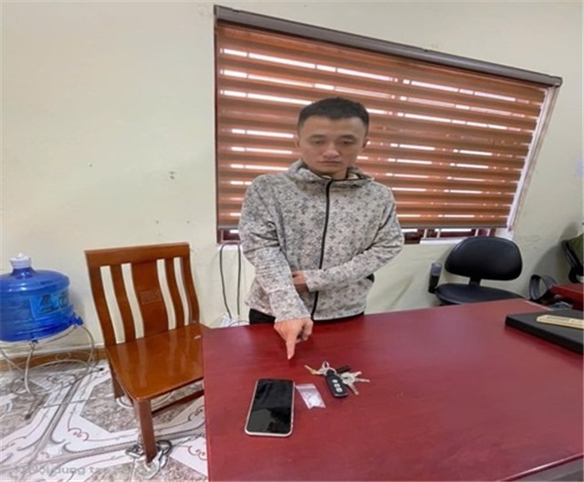 Công an phường Uông Bí đẩy mạnh đấu tranh phòng, chống tệ nạn ma túy