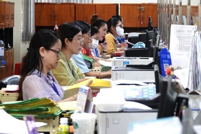 Bộ Nội vụ chỉ đạo giải quyết chế độ, chính sách ngay nếu cán bộ có nguyện vọng nghỉ việc