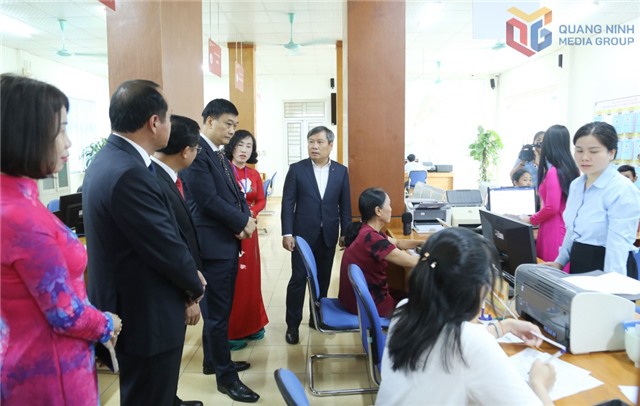 Chính quyền địa phương 2 cấp vào guồng công việc