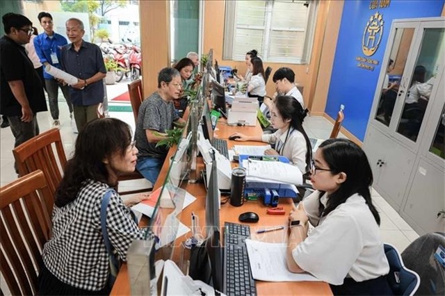 Hướng dẫn thực hiện chế độ phụ cấp, nâng bậc lương công chức, viên chức sau sắp xếp đơn vị hành chính