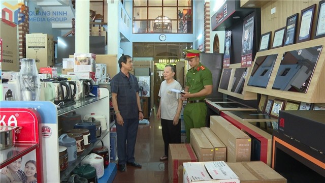 Phường Uông Bí tăng cường đảm bảo ATGT